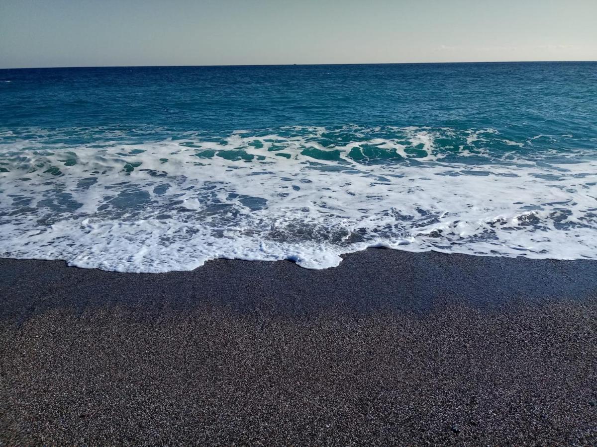 Case Vacanze Blue Sea Mascali Exterior foto