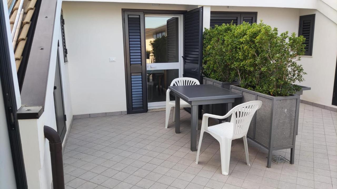 Case Vacanze Blue Sea Mascali Exterior foto